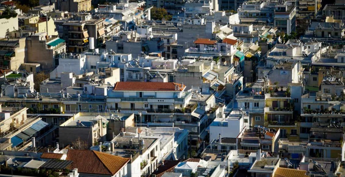 Έφοδος-των-«Αδιάφθορων»-σε-πολεοδομίες-της-Αττικής-και-έξι-συλλήψεις-για-διαφθορά-–-Κατασχέθηκαν-πάνω-από-330.000-ευρώ