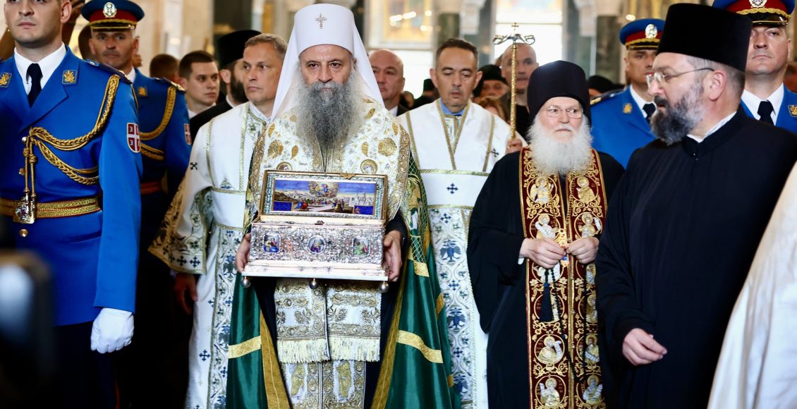 Οι-Σέρβοι-αποχαιρέτησαν-την-Αγία-Ζώνη-–-Οι-συγκινητικές-στιγμές-στον-Βελιγράδι-(ΒΙΝΤΕΟ)