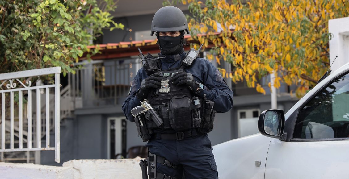 Στην-Αθήνα-υπό-άκρα-μυστικότητα-ο-37χρονος-Παλαιστίνιος-που-κατηγορείται-ως-μέλος-της-Χαμάς-–-Έμενε-2-χρόνια-στην-Κρήτη