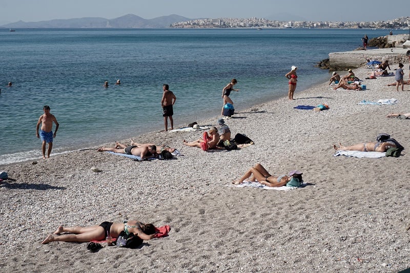 Καιρός:-Καλοκαιρινό-σκηνικό-με-αυξημένες-θερμοκρασίες-σε-πολλές-περιοχές