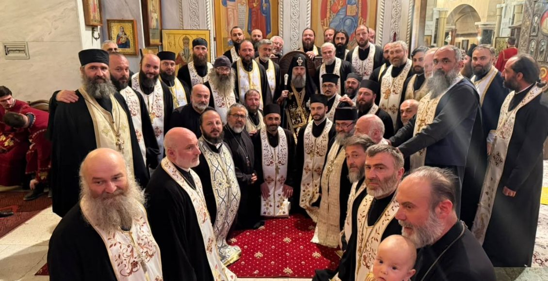 Η-πρώτη-ομαδική-Βάπτιση-του-Πατριάρχη-Γεωργίας-Σιώ