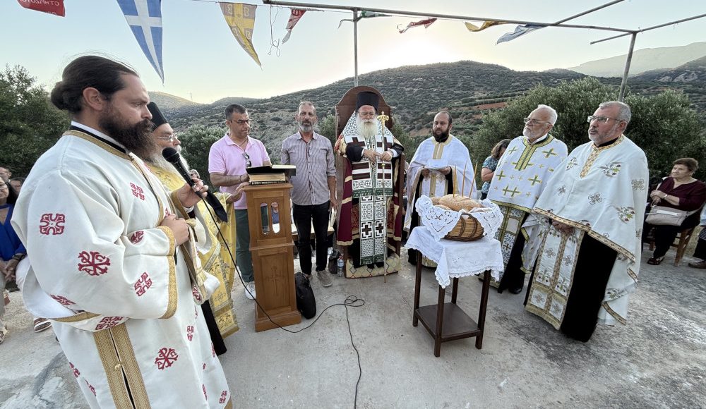 Ο-Εσπερινός-της-Αγίας-Καλλιόπης-στον-φερώνυμο-Ιερό-Ναό-στο-Μετόχι-«Μαρουλάς»-της-Ιεράς-Μονής-Καψά-Σητείας