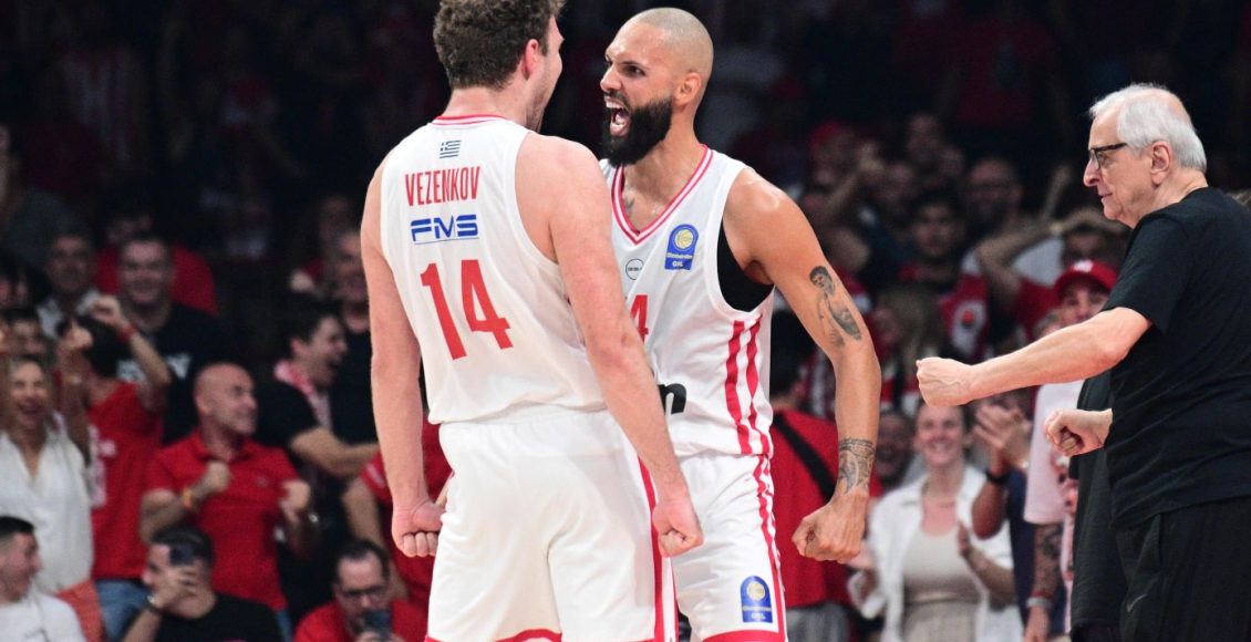 basket-league:-Με-«καυτό»-Φουρνιέ,-ο-Ολυμπιακός-νίκησε-102-92-τον-Παναθηναϊκό-και-έκανε-το-2-1