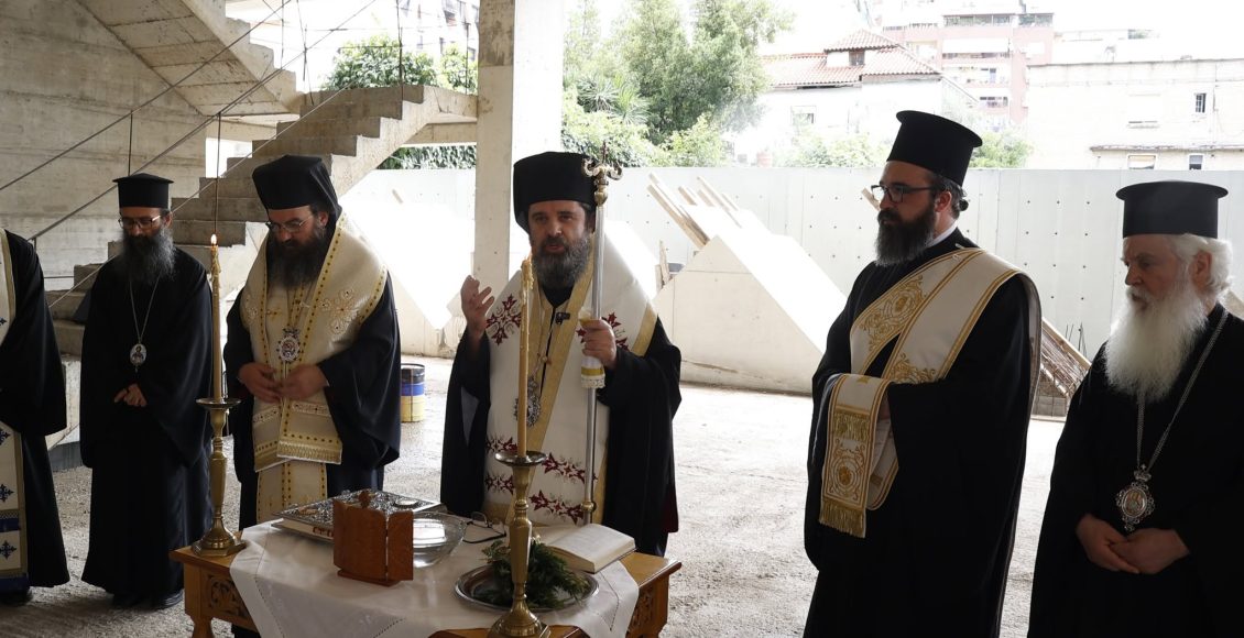 Αλβανίας-Ιωάννης:-Ευχαριστώ-τον-Αρχιεπίσκοπο-Αναστάσιο-για-το-όραμά-του-να-χτίζει-σχολεία