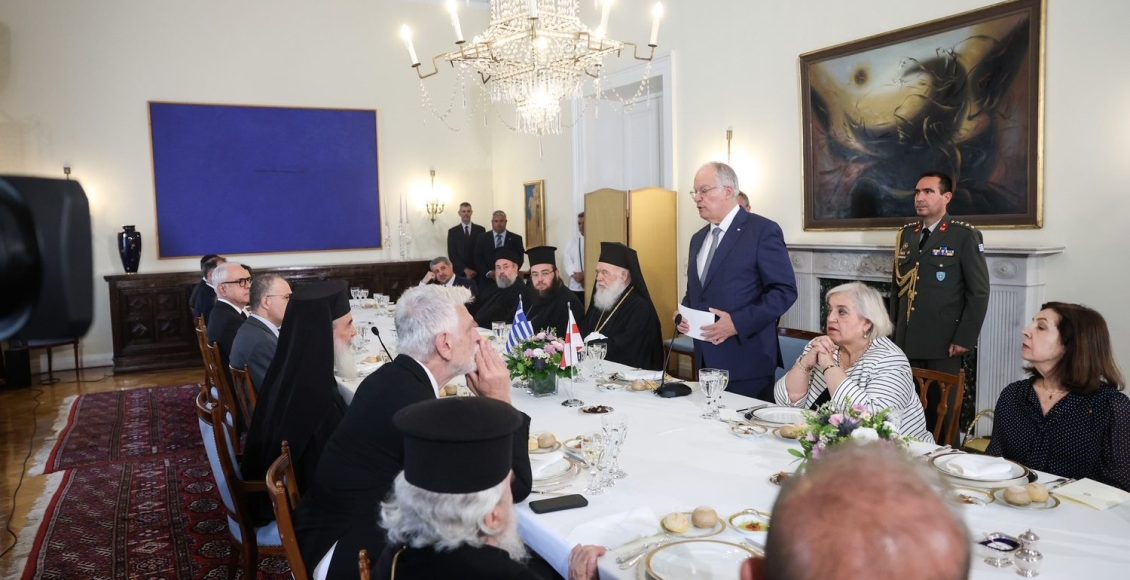 Μήνυμα-στήριξης-από-τον-ΠτΔ-στο-γεύμα-προς-τιμήν-του-Πατριάρχη-Ιεροσολύμων