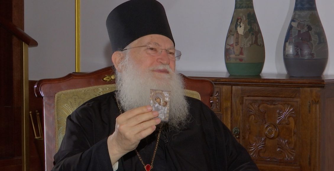 Γέροντας-Εφραίμ:-Θα-ειρηνεύσει-ο-λαός-της-Σερβίας-από-την-παρουσία-της-Αγίας-Ζώνης-(ΒΙΝΤΕΟ)