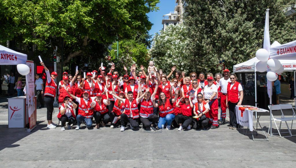 Ο-Ελληνικός-Ερυθρός-Σταυρός-γιόρτασε-την-συμπλήρωση-149-ετών-προσφοράς-με-αιμοδοσία-στο-Μετρό-Συντάγματος