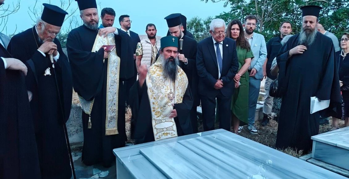 Ο-Πατριάρχης-Βουλγαρίας-Δανιήλ-τέλεσε-Τρισάγιο-στους-τάφους-της-οικογένειας-του-Οικουμενικού-Πατριάρχη