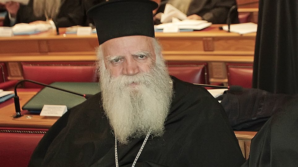 Κυθήρων-Σεραφείμ:-Δίνω-την-αύξηση-του-μισθού-μου-για-σπίτια-γιατρών-και-δασκάλων-στο-νησί
