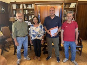 Υπεγράφη-η-σύμβαση-για-τη-σήμανση-και-ασφάλιση-του-οδικού-δικτύου-της-ΠΕ.-Κορινθίας