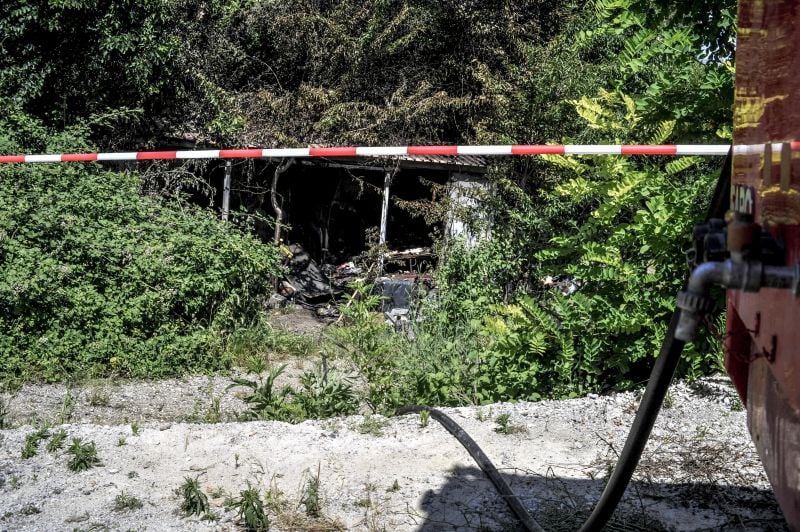 Σοκ-στην-Κόνιτσα:-Οι-τέσσερις-ηλικιωμένοι-που-κάηκαν-μέσα-στο-κοντέινερ-δεν-ήθελαν-να-μετακινηθούν-σε-άλλο-χώρο