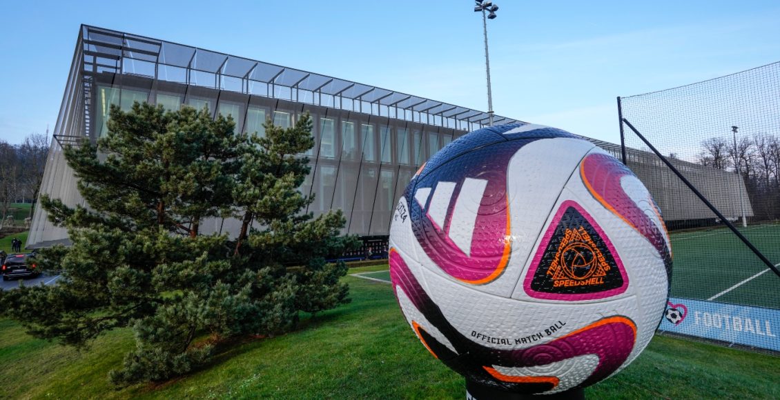fifa:-Και…-επίσημα-απαγόρευσε-για-τους-Ιρανούς-φιλάθλους-τη-σημαία-του-καθεστώτος-Σάχη