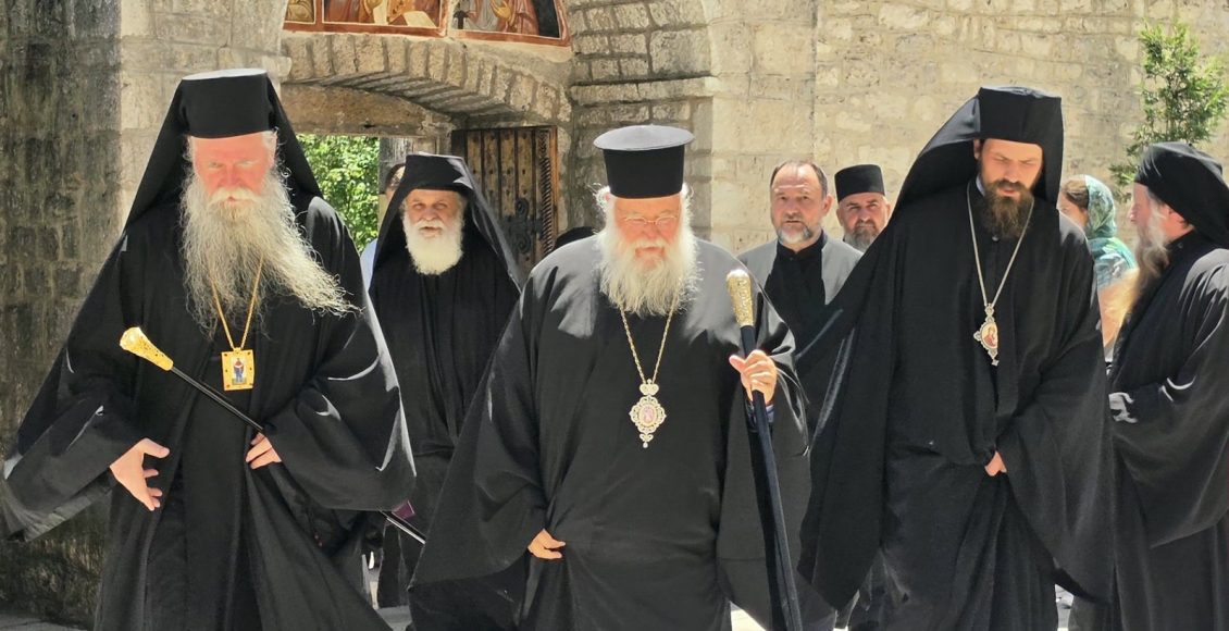 Επίσκεψη-του-Μητροπολίτη-Κερκύρας-στην-Ιερά-Μονή-Τσέτινιε