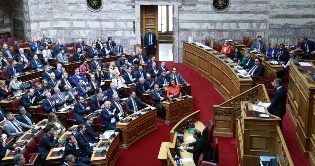 Στεγαστικό,-κλιματική-αλλαγή-και-προστασία-της-περιουσίας,-στα-άρθρα-που-προτείνει-προς-αναθεώρηση-η-ΝΔ