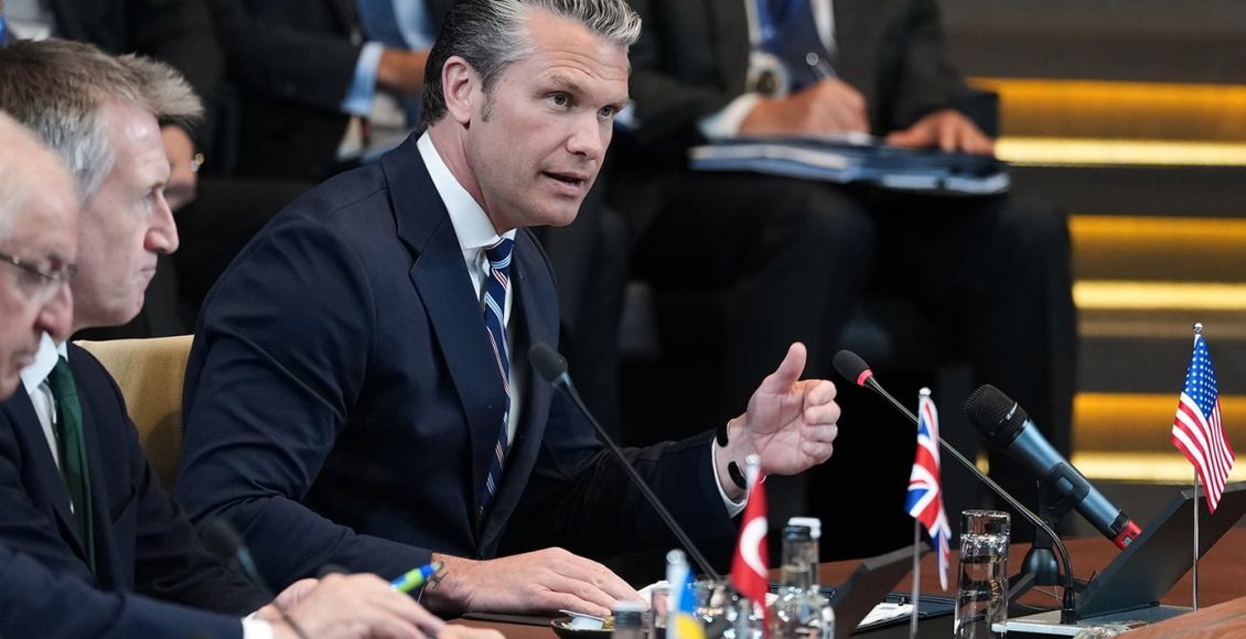 Χέγκσεθ:-Οι-ΗΠΑ-θα-ξαναρχίσουν-τη-στρατιωτική-δράση,-θα-επιβάλουν-εκ-νέου-αποκλεισμό-αν-το-Ιράν-δεν-τηρήσει-τις-δεσμεύσεις-του