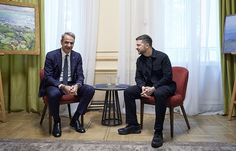 Με-τον-Ζελένσκι-συναντήθηκε-στις-Βρυξέλλες-ο-Κυριάκος-Μητσοτάκης
