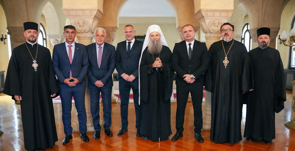 Σερβίας-Πορφύριος:-“Ένας-λαός-που-θυμάται-τα-θύματά-του-παραμένει-σε-άρρηκτη-κοινωνία-τόσο-με-τον-Θεό-όσο-και-με-την-αλήθεια”