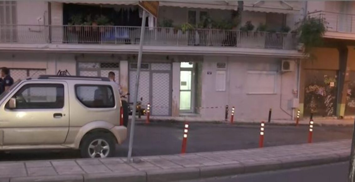 Έκρηξη-μολότοφ-τα-ξημερώματα-κοντά-σε-σπίτι-στις-Συκιές-Θεσσαλονίκης-–-Αυτόπτης-μάρτυρας-είδε-δύο-κουκουλοφόρους