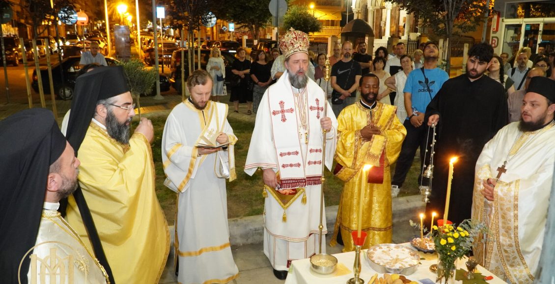 Θεσσαλονίκη:-Αρχιερατική-Θεία-Λειτουργία-–-Τρισάγιο-για-τα-θύματα-του-σεισμού-του-1978