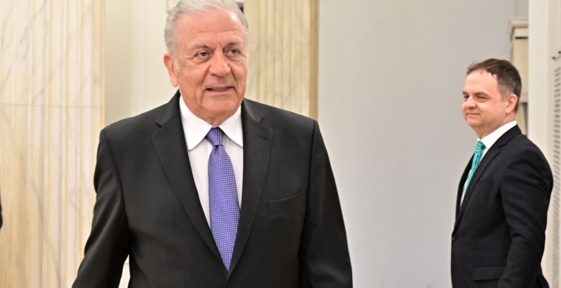 Στη-Βουλή-διαβιβάστηκε-το-αίτημα-άρσης-ασυλίας-για-τον-Δημήτρη-Αβραμόπουλο-–-Ποια-αδικήματα-τού-αποδίδουν-οι-Βέλγοι