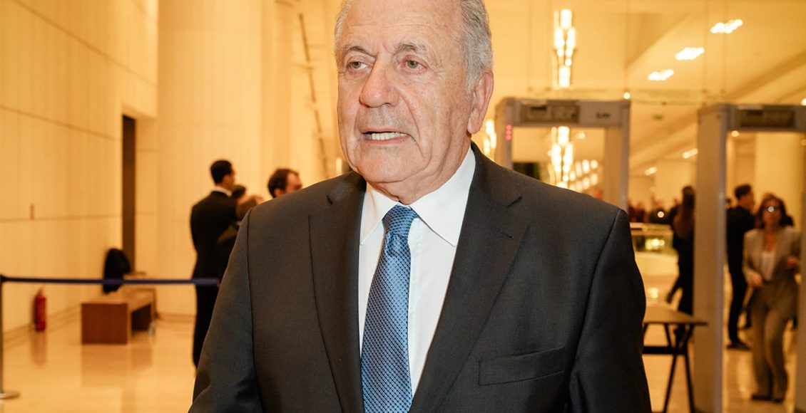 Στη-Βουλή-διαβιβάστηκε-το-αίτημα-άρσης-ασυλίας-για-τον-Δημήτρη-Αβραμόπουλο-–-Ποια-αδικήματα-τού-αποδίδουν-οι-Βέλγοι