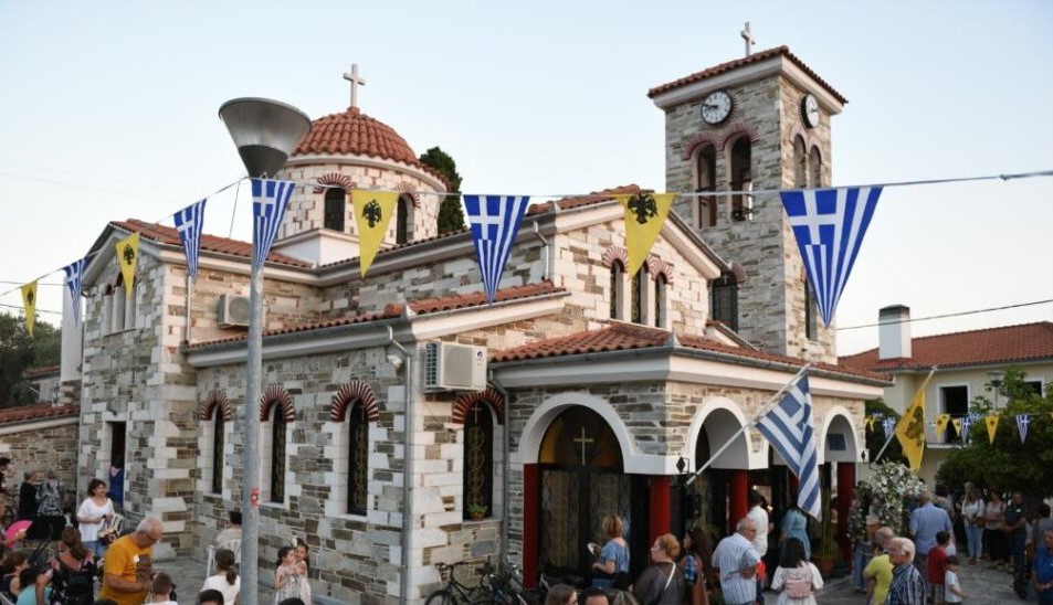 Υποδοχή-Ιερού-Λειψάνου-του-Αγίου-Λουκά-του-Ιατρού-στην-Αγριά-Βόλου