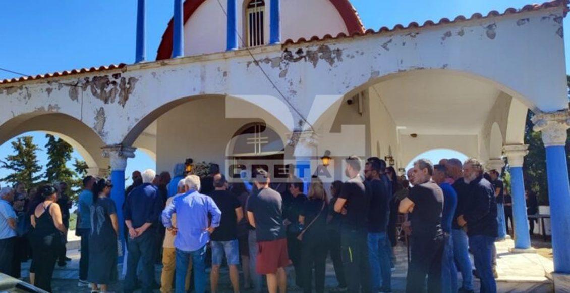 Θρήνος-και-«γιατί»-στην-κηδεία-της-Σταυρούλας-Λεβεντάκη-στο-Βαρύπετρο-Χανίων-–-Την-Παρασκευή-στον-ανακριτή-o-43χρονος-καθ’-ομολογίαν-δράστης