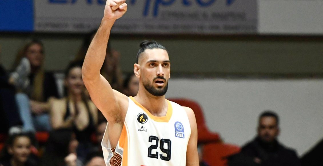 Απάντηση-Ολυμπιακού-με-Έλληνα-σέντερ-για-τον-Φαλ-–-Νέα-απόφαση-για-Παπανικολάου