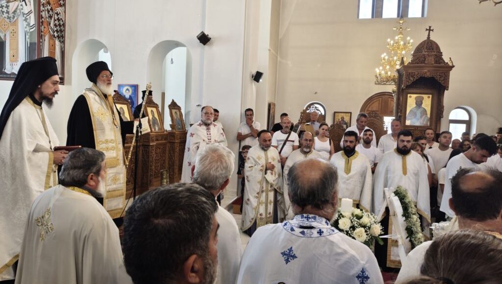 Ο-Αρκαλοχωρίου-Ανδρέας-στην-Εξόδιο-Ακολουθία-της-μακαριστής-Ουρανίας-Κριτσωτάκη