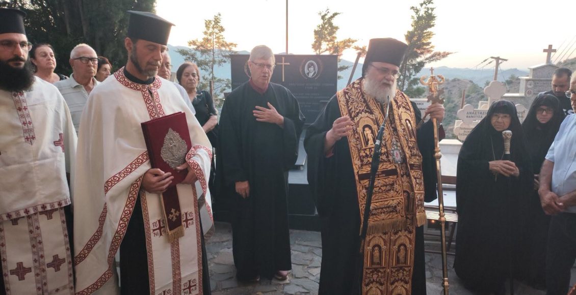 o-Μητροπολίτης-Ταμασού-στον-πανηγυρίζοντα-Ιερό-Ναό-Αποστόλων-Πέτρου-και-Παύλου-Φικάρδου