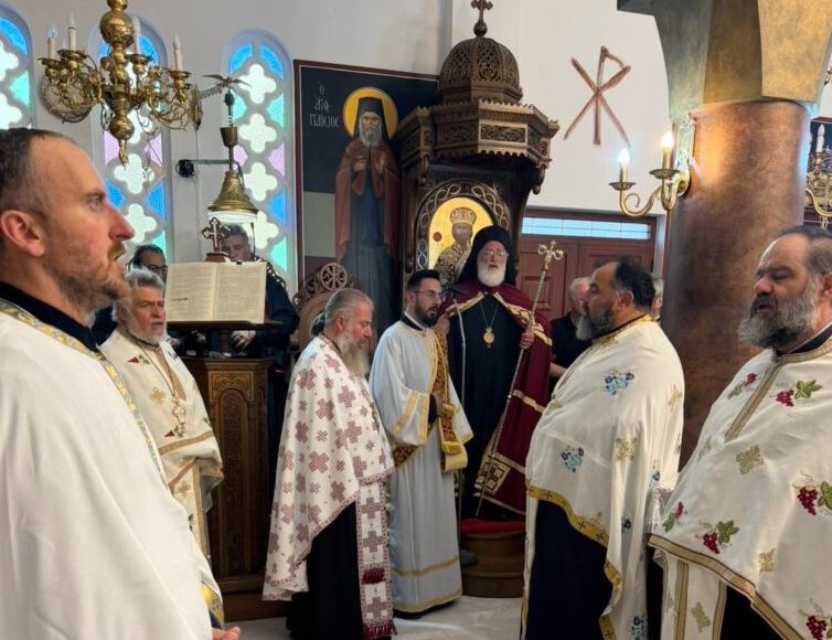 Ο-Μητροπολίτης-Αρκαλοχωρίου-στον-πανηγυρίζοντα-Ιερό-Ναό-Αγίων-Αποστόλων-Πέτρου-και-Παύλου-στην-Άρβη