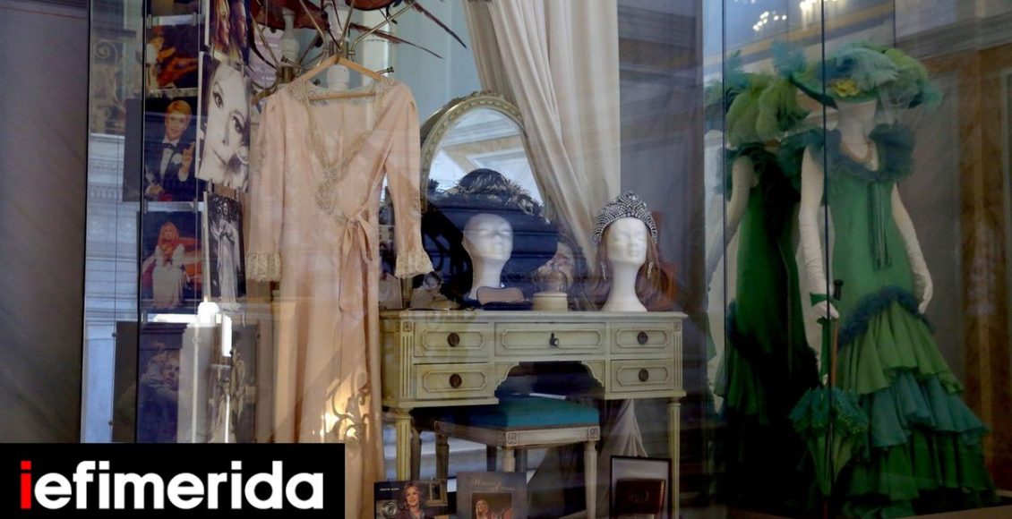 «Μέσα»-στο-προσωπικό-καμαρίνι-της-Αλίκης-Βουγιουκλάκη,-στο-Δημοτικό-Θέατρο-Πειραιά-Δείτε-βίντεο-και-φωτογραφίες
