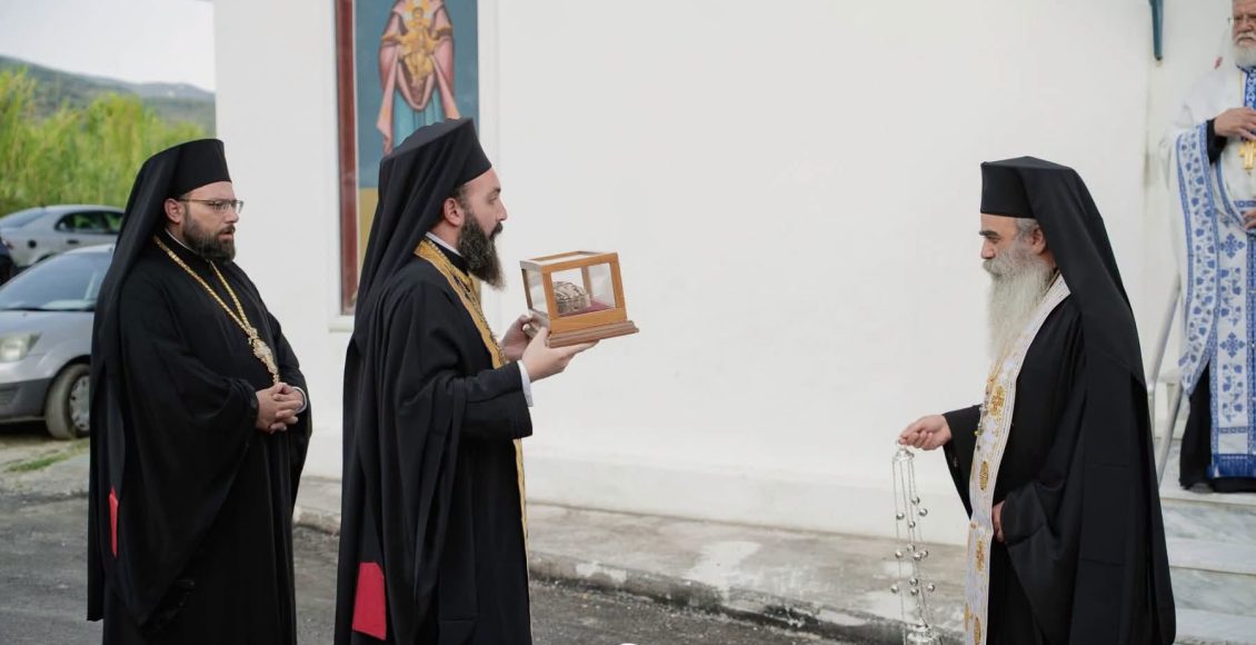 yποδοχή-της-Τιμίας-Δεξιάς-Χειρός-του-Αγίου-Νεκταρίου-στο-Πήλιο