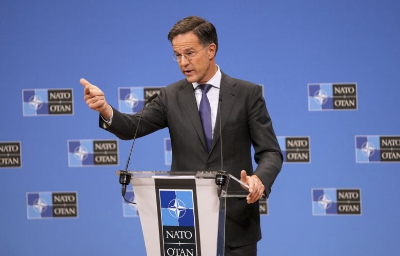 Μαρκ-Ρούτε:-Οι-νέες-επιθέσεις-των-ΗΠΑ-στο-Ιράν-ήταν-απολύτως-απαραίτητες-–-Η-Τεχεράνη-απαντά-στοχοθετώντας-δύο-χώρες-του-Κόλπου