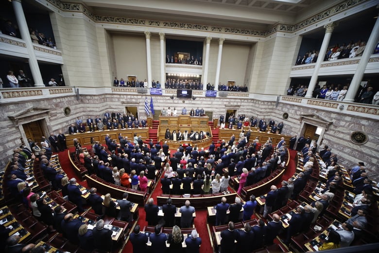 Βουλή-–-Επιτροπή-Αναθεώρησης-του-Συντάγματος:-Ασυμβίβαστο-υπουργικού-και-βουλευτικού-αξιώματος