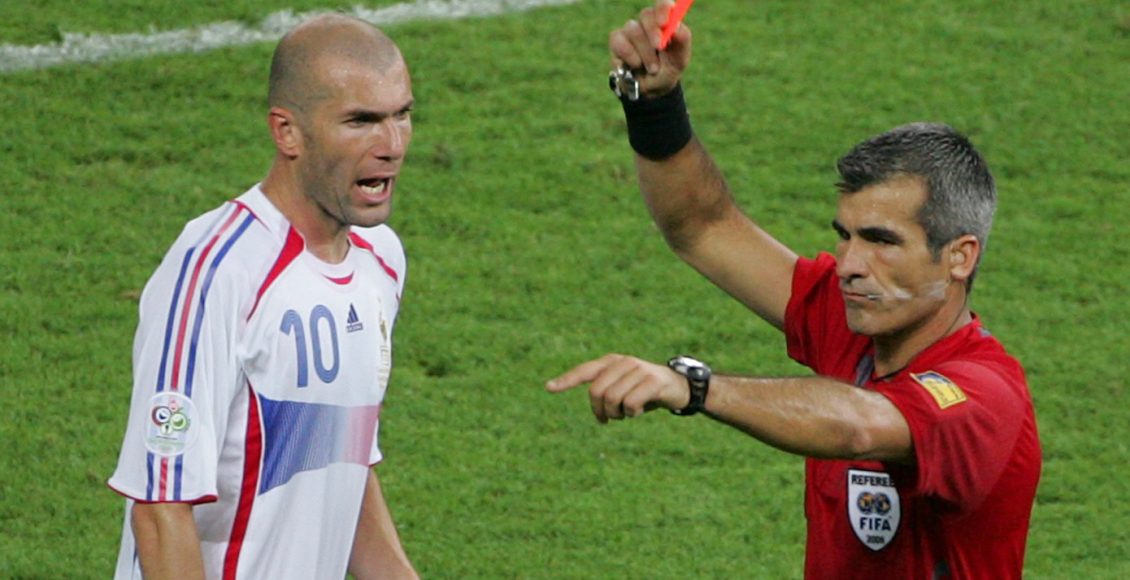 Μουντιάλ-2006:-Τα-λόγια-του-Ζιντάν-στον-διαιτητή-μετά-την-κόκκινη-κάρτα-που-έβαλε-τέλος-στην-καριέρα-του