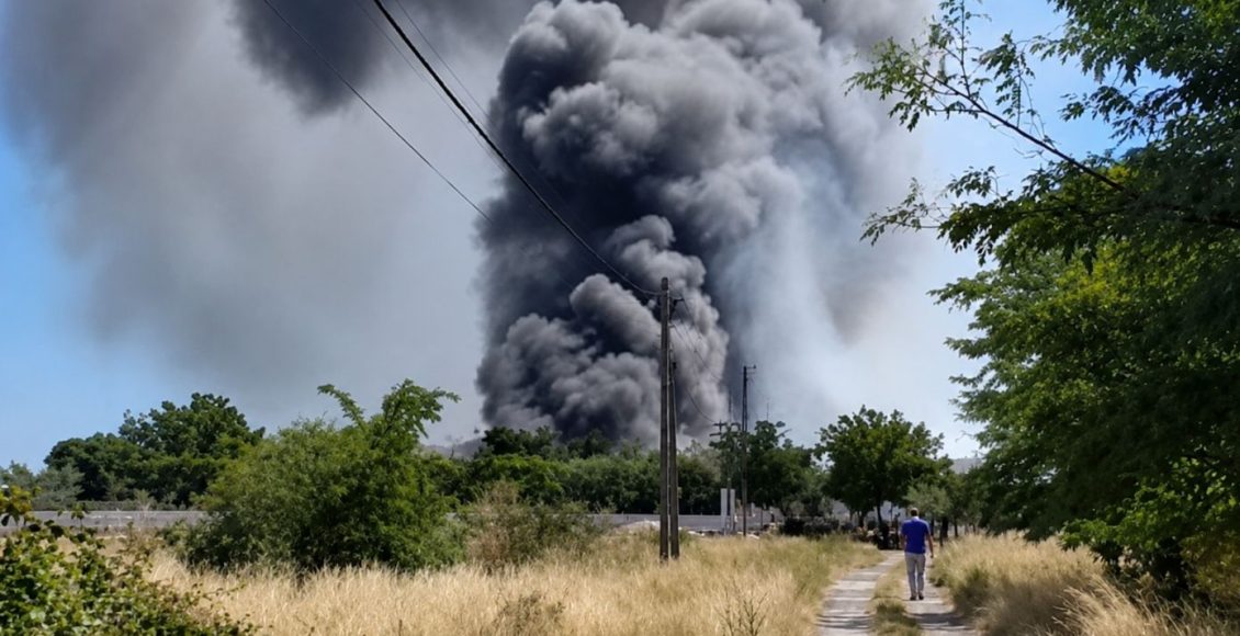 Συνελήφθη-70χρονος-για-τη-φωτιά-στο-Καλοχώρι:-Έκαιγε-χαρτί-για-να-διώξει-σφήκες