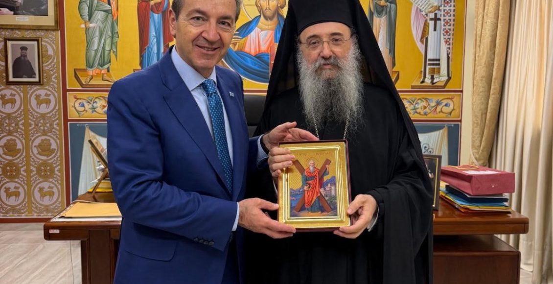 Ο-Υφυπουργός-Δικαιοσύνης-στον-Μητροπολίτη-Πατρών