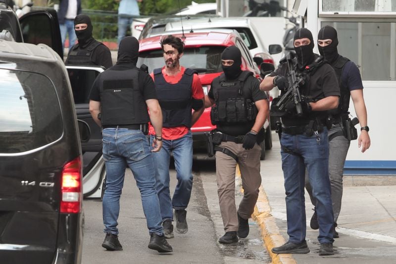 Η-επίσημη-ανακοίνωση-της-ΕΛΑΣ.-για-τη-σύλληψη-των-δύο-42χρονων-που-κατηγορούνται-για-τον-φονικό-εμπρησμό-της-marfin,-το-Μάιο-του-2010