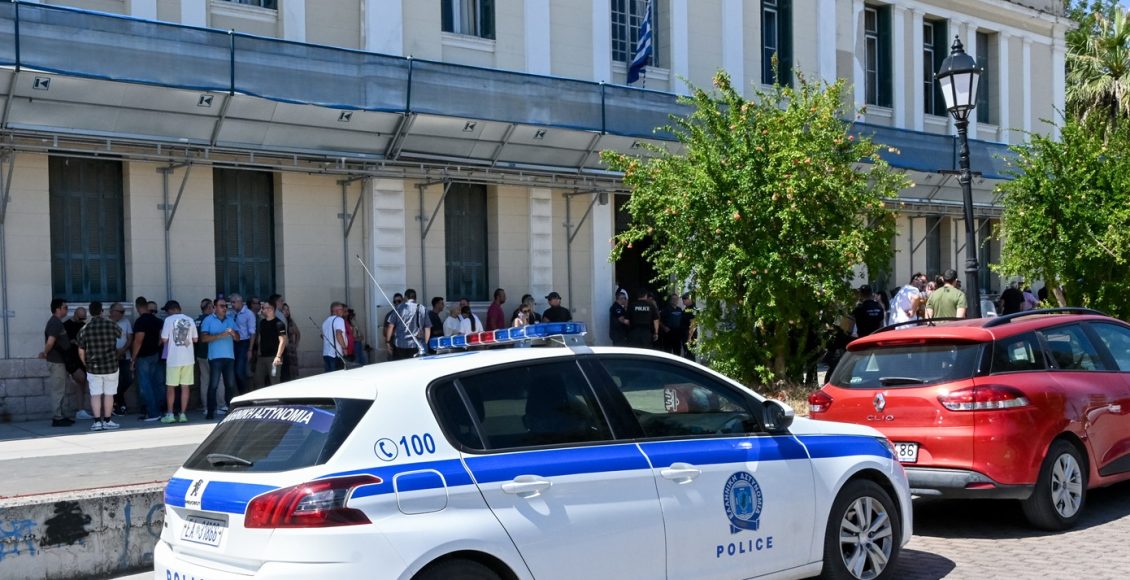 Άργος:-«Δεν-υπήρξε-δόλος»-ισχυρίζονται-οι-αστυνομικοί-που-πυροβόλησαν-τον-20χρονο-–-Τους-ασκήθηκε-δίωξη-για-απόπειρα-ανθρωποκτονίας-με-δόλο