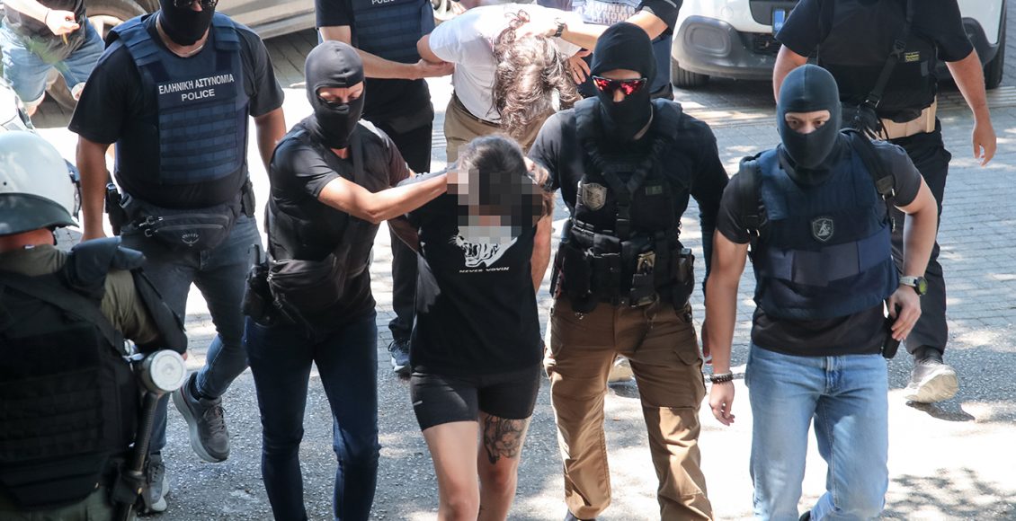 Στο-Δικαστικό-Μέγαρο-Θεσσαλονίκης-οι-τρεις-συλληφθέντες-για-τη-φονική-επίθεση-με-θύμα-τη-Βάγια-Νέστορα
