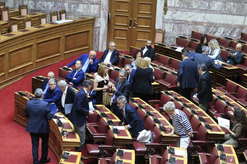 Βουλή:-Κάτω-από-το-ΚΚΕ,-στην-τέταρτη-θέση-ο-ΣΥΡΙΖΑ-–-Η-δύναμη-του-έπεσε-στους-17-βουλευτές