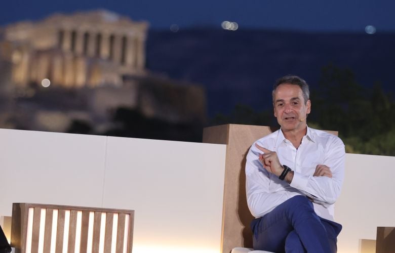 Κυριάκος-Μητσοτάκης-στην-Πνύκα:-«Η-Τεχνητή-Νοημοσύνη-αλλάζει-τα-πάντα,-αλλά-κρύβει-μεγάλους-κινδύνους»