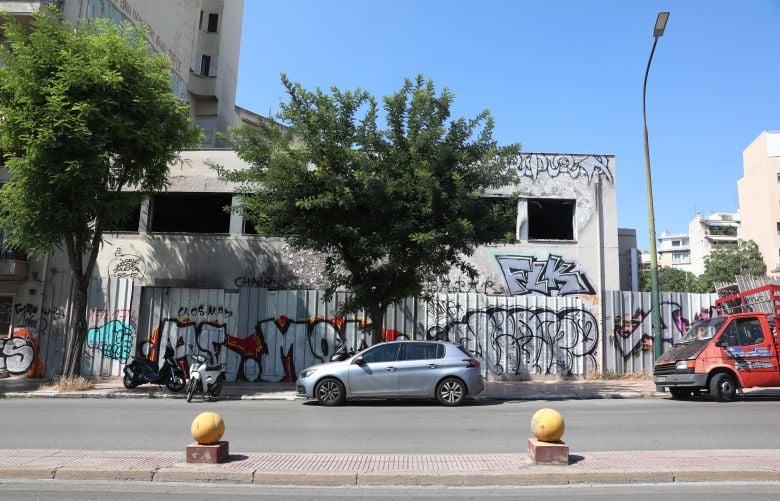 Θρίλερ-στην-Κυψέλη:-Εντοπίστηκε-ανθρώπινο-μέλος-σε-βαλίτσα