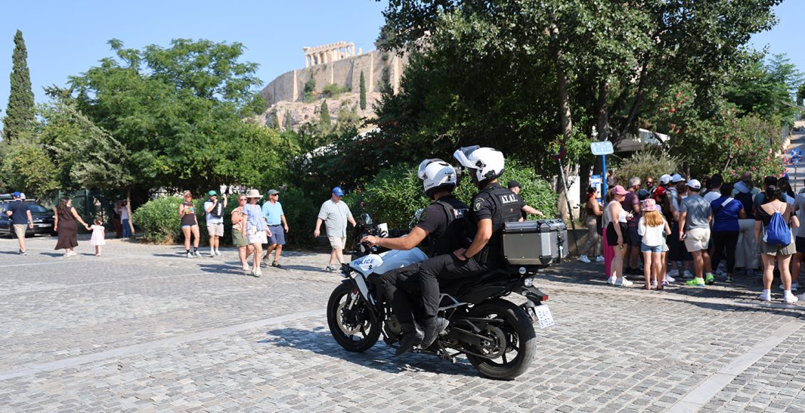 Στη-φυλακή-ο-60χρονος-για-την-επίθεση-με-μαχαίρι-στην-Ακρόπολη