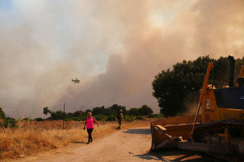 Στις-φλόγες-η-Ισπανία:-«Μάχες»-με-τα-πύρινα-μέτωπα-γύρω-από-Μαδρίτη-και-Βαλένθια