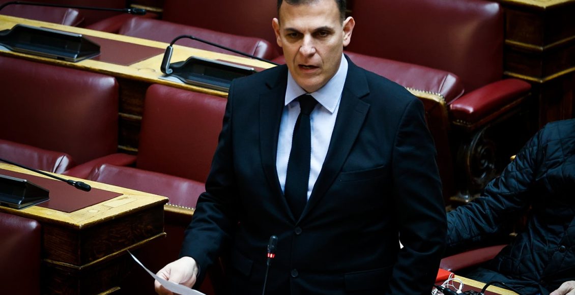 Ο-Γιώργος-Καραμέρος-ανακοίνωσε-την-εγγραφή-του-στην-ΕΛΑΣ-–-«Με-τον-Αλέξη-Τσίπρα-για-την-Ελλάδα,-το-Δίκιο,-τη-Δημοκρατία»