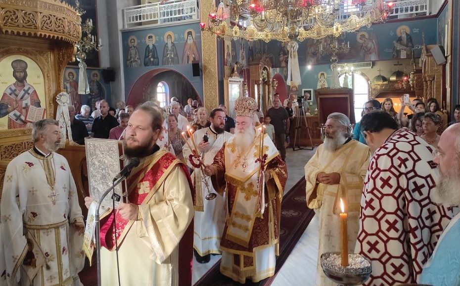 Η-μνήμη-του-Αγίου-Μεγαλομάρτυρος-και-Ιαματικού-Παντελεήμονος-στην-Ιερά-Μητρόπολη-Κορίνθου
