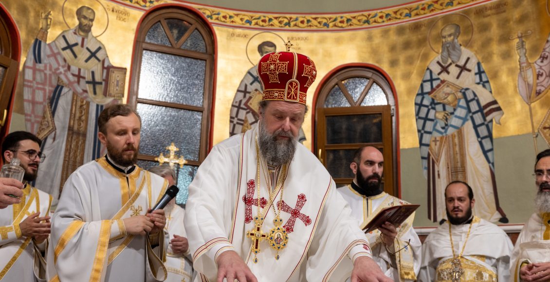 Ο-Θεσσαλονίκης-Φιλόθεος-τέλεσε-την-Ακολουθία-επί-της-Διασαλεύσεως-της-Αγίας-Τραπέζης-στον-Προφήτη-Ηλία-Πυλαίας-(ΦΩΤΟ)