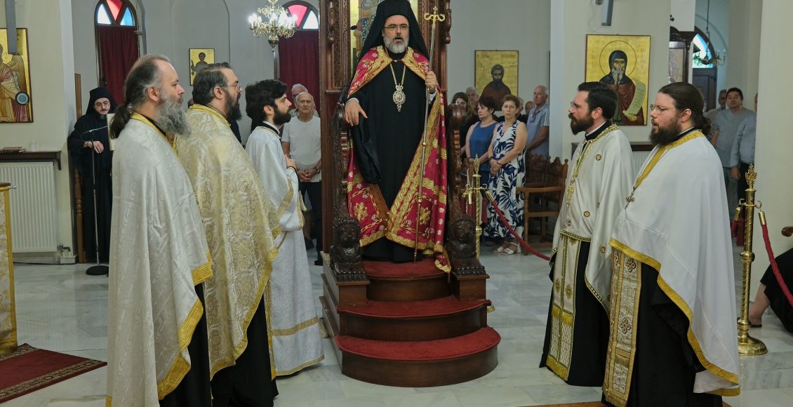 Ο-Μητροπολίτης-Σμύρνης-στην-Ιερά-Μονή-Παναγίας-Δοβρά